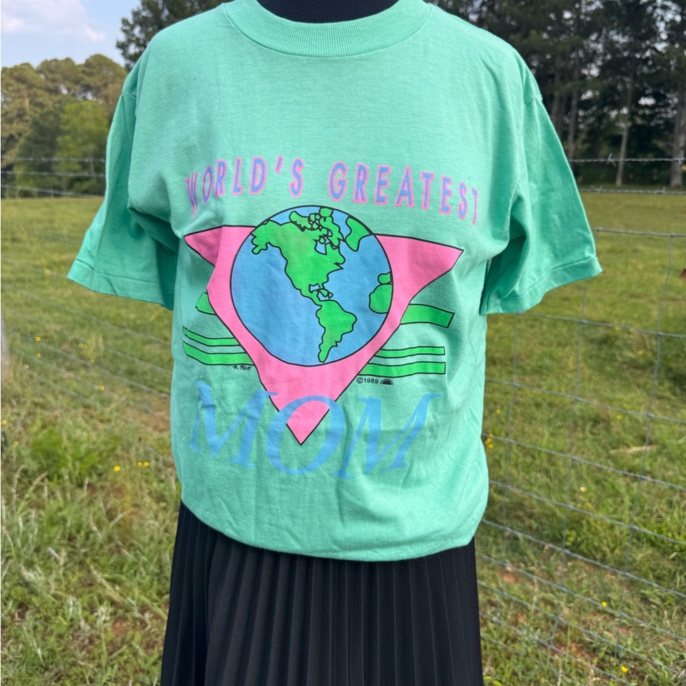 Vintage 1989 Mint Green and Pink Shirt - World's Greatest Mom
